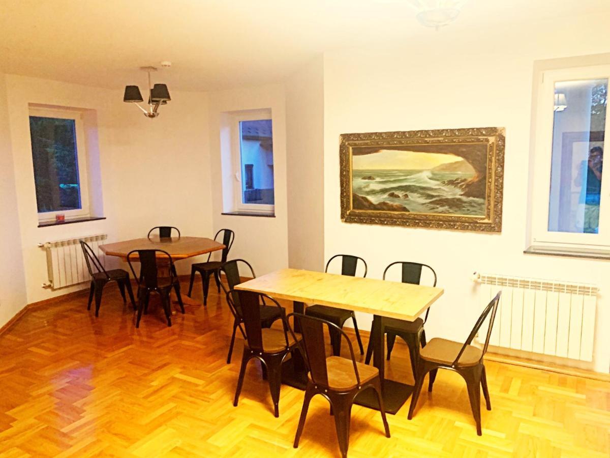 The Castle Suites & Apartment - Free Parking - (Adults Only) Краков Экстерьер фото