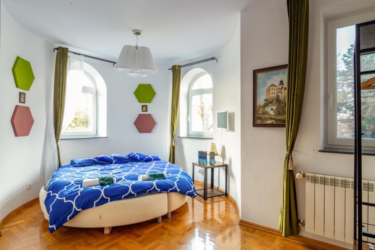 The Castle Suites & Apartment - Free Parking - (Adults Only) Краков Экстерьер фото