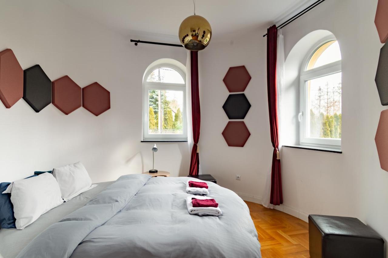 The Castle Suites & Apartment - Free Parking - (Adults Only) Краков Экстерьер фото
